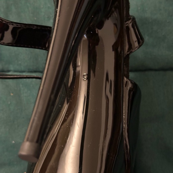 Elegant Black Platform Heels - Picture 9 of 11